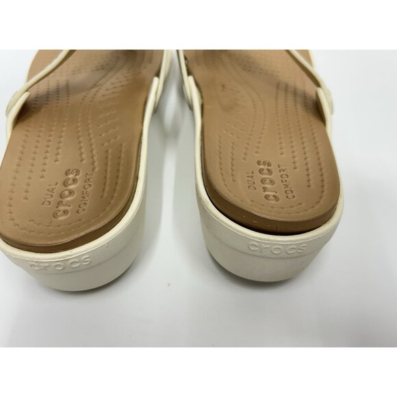 Crocs Sanrah Hammered Circle Gold Cream Wedge Thong Sandal Womens Size 11 - Picture 7 of 11